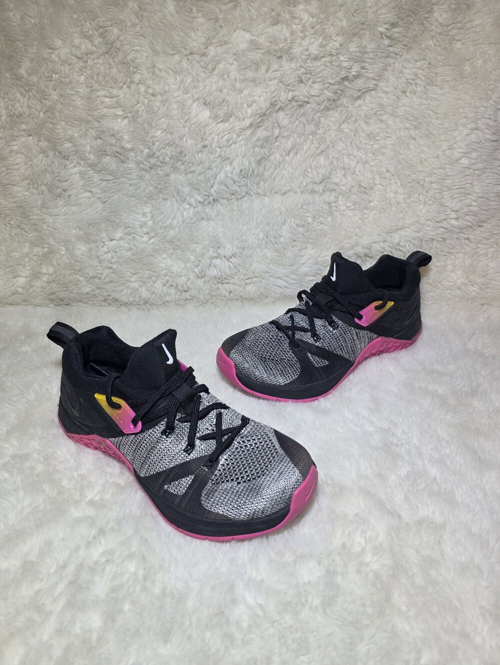 Nike Metcon Flyknit 3 Womens 6.5 Black Pink Gym Crossfit Workout Sneaker AR5623
